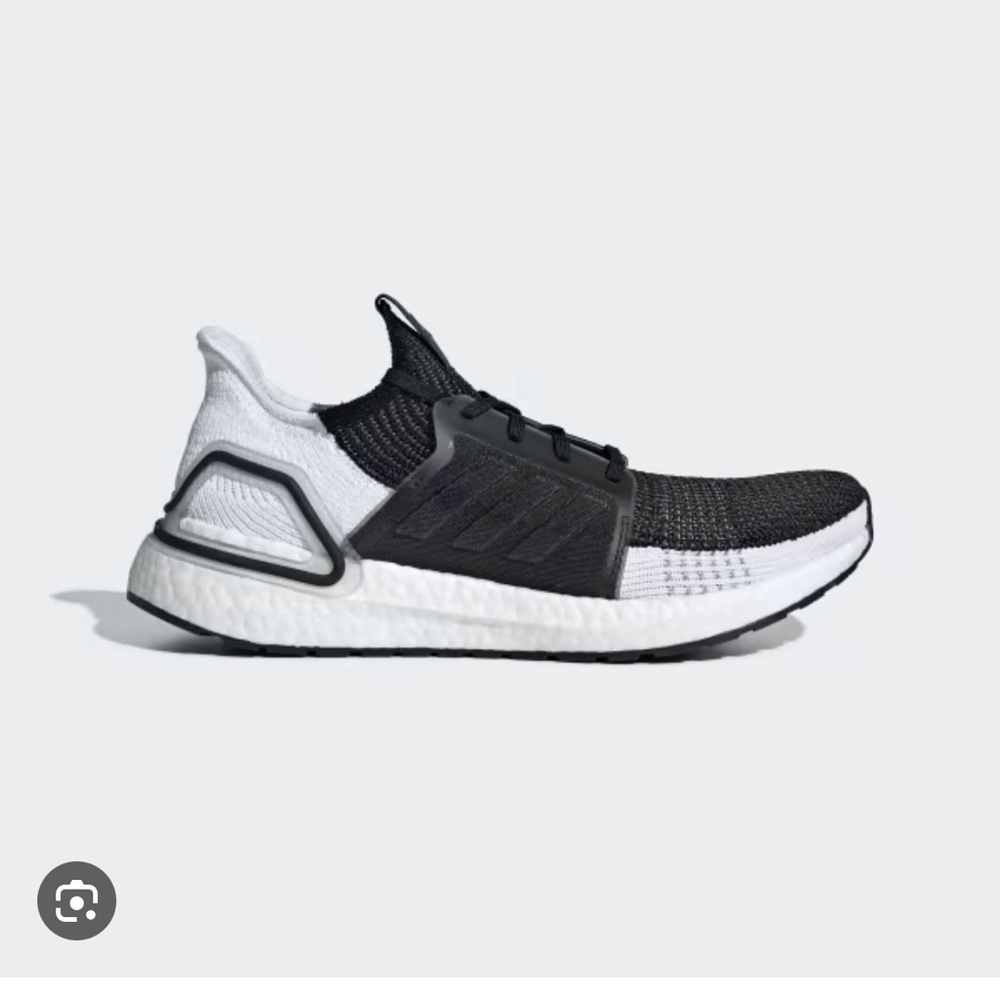 Women’s ultra boost 19 running shoes